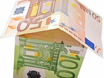 Mit Geld baut man Häuser und die Mietpreise in Bad Kissingen steigen.