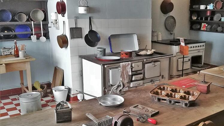 Blick in die Aschacher Schlossküche. Foto: Sigismund von Dobschütz