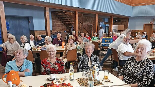 Das unterhaltsame Rahmenprogramm sorgte f&uuml;r einen kurzweiligen Nachmittag mit vielen gl&uuml;cklichen Gesichtern.