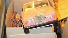 Die Barbies gehören zum Ausstellungsteil 1960/70.