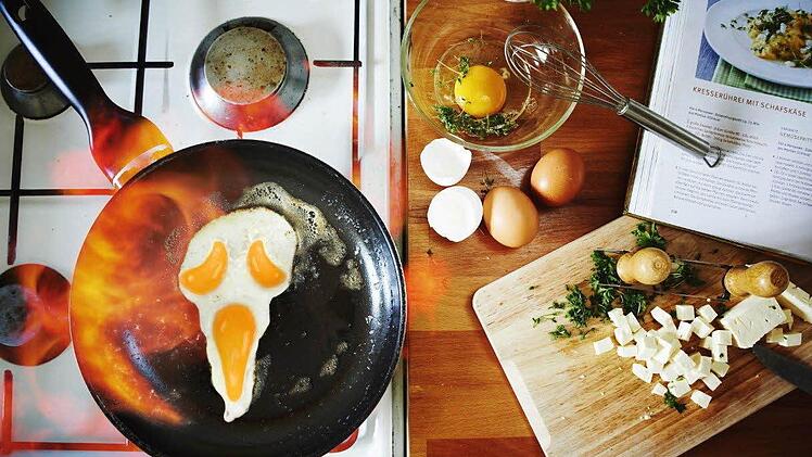 Foto: ILDIK&Oacute; KIEBURG-DIEHL und Taran&eacute; Hoock