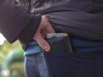Taschendiebstahl - Symbolfoto: Christopher Schulz