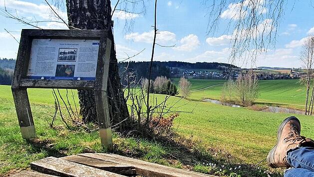 Die Weite, Stille und den Blick auf Marienweiher genießen kann man auf dem Achatzmühlenweg.