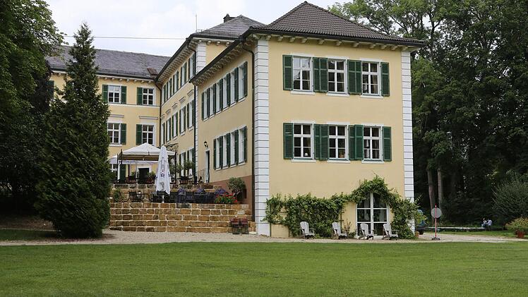 Schloss Burgellern heute. Der Anbau ist von der alten Bausubstanz kaum zu unterscheiden.  Foto: Barbara Herbst