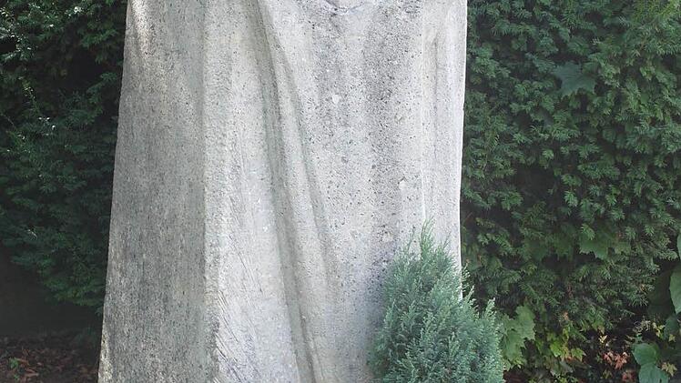 Die Christusstatue mahnt zum Frieden.