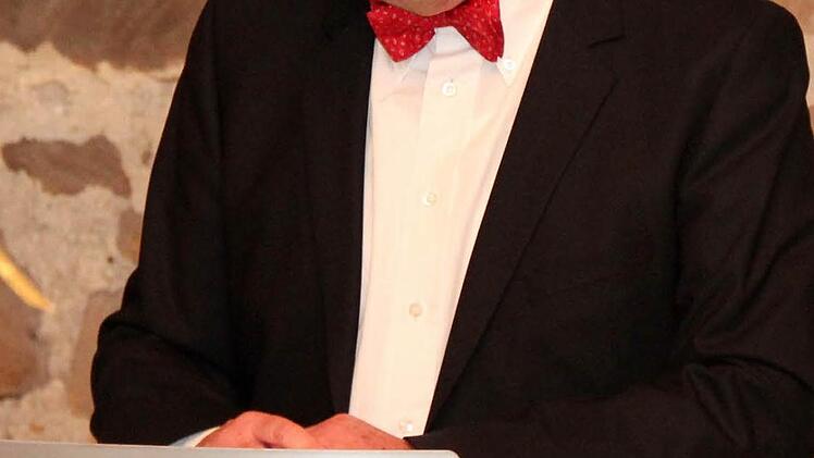 Manchmal steckte Dr. Laugwitz ein Kloß im Hals bei seiner Rede. Foto: Johanna Blum