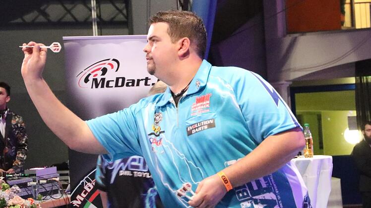 Hat bei der Weltmeisterschaft Dartsport-Geschichte geschrieben: Gabriel Clemens, in der Szene als German Giant bekannt. Foto: cbsports