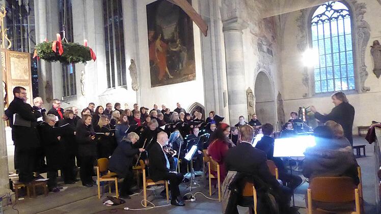 Das S&uuml;dth&uuml;ringische Kammerorchester scheint so etwas wie das M&uuml;nnerst&auml;dter Hausorchester geworden zu sein. Foto: Thomas Ahnert