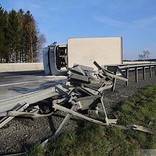 Unfall auf der A9 bei Gefrees