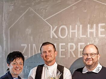 Gesch&auml;ftsf&uuml;hrerin Katrin Kohlhepp, Jubilar Markus Koch, Burkard Hergenhan.