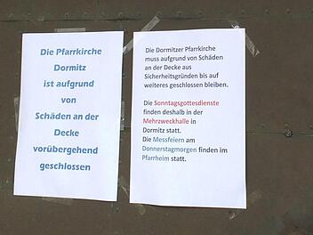 Hinweis an die Kirchenbesucher Foto: Martin Rehm