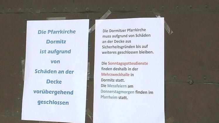 Hinweis an die Kirchenbesucher Foto: Martin Rehm