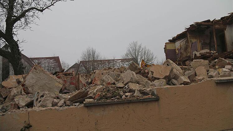 Abriss des "Stern" in Schwärzelbach  Foto: Gerd Schaar