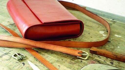 Klassische Taschen, Gürtel nach Maß