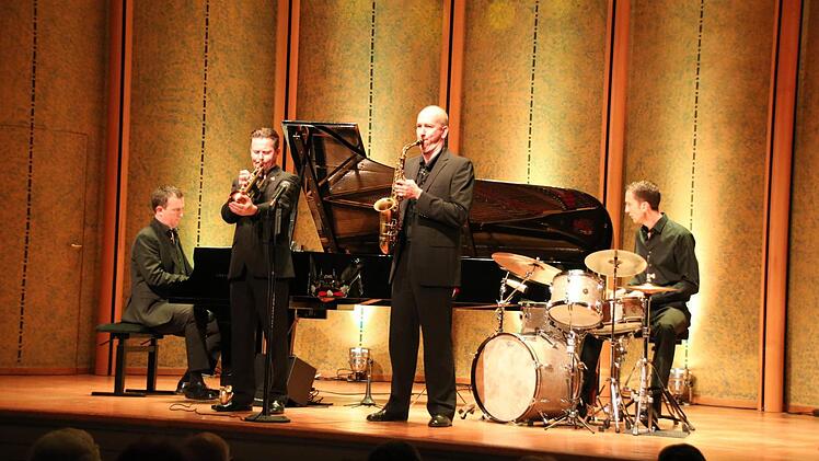 Eindrücke vom Konzert der Echoes of Swing. Foto: Ralf Ruppert