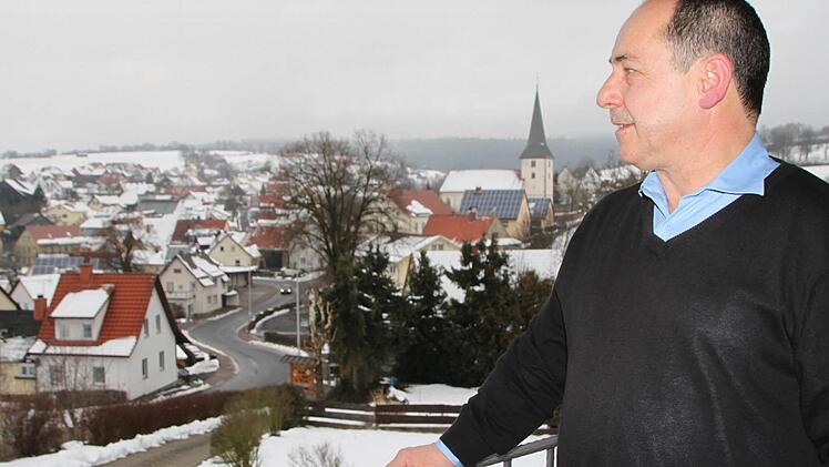 Bürgermeister Manfred Emmert würde gerne seine vierte Amtszeit antreten. Fotos: Ulrike Müller