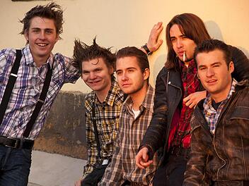 Rocktitel der 50er und 60er Jahre lassen Rickbop & The Hurricanes aufleben.  Foto: pr