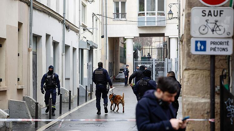 Bombenalarm am Sitz von Frankreichs Linkspartei in Paris