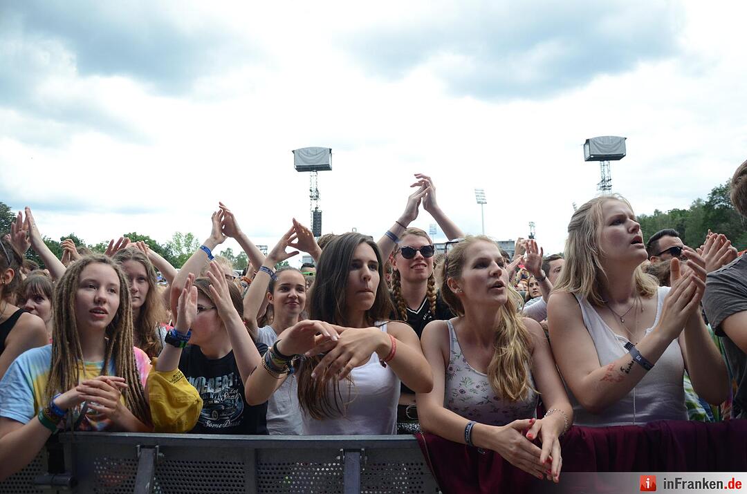 Rock im Park 2016 - Walking On Cars