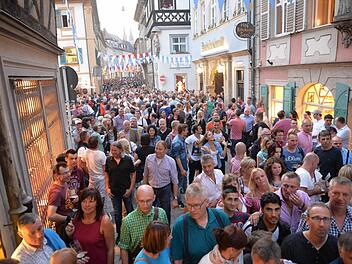 Neben der Finanzierung gehört auch die Sicherheit zu den brennenden Themen der Sandkerwa 2019. Foto: Ronald Rinkle
