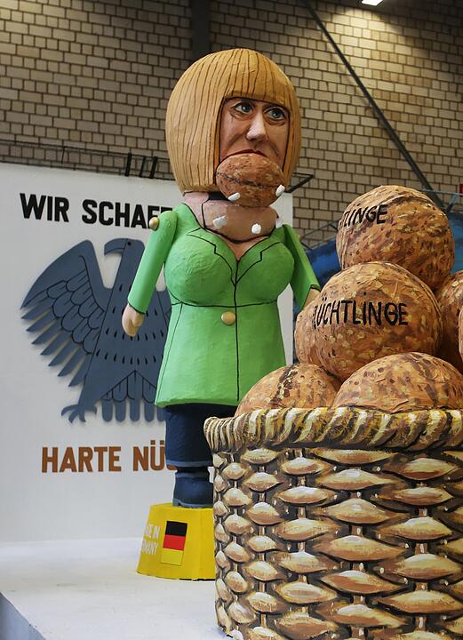 Motivwagen für Kölner Rosenmontagszug