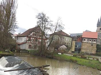 Baunach im Landkreis Bamberg hat vor allem f&uuml;r Sportfans einiges zu bieten. Und das historische Stadtzentrum wird von malerische Fachwerkh&auml;usern geziert.  Foto: inFrankenPix-Nutzer "Petragross"