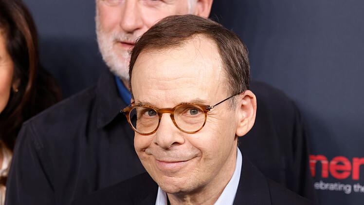Auf der Leinwand war Rick Moranis seit mehr als 20 Jahren nicht mehr zu sehen, er kehrt aber bald in seiner Kultrolle als Lord Helmchen in "Spaceballs 2" zur&uuml;ck.