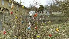 Der neue runde Brunnen am Feuerwehrhaus Foto: Petra Malbrich