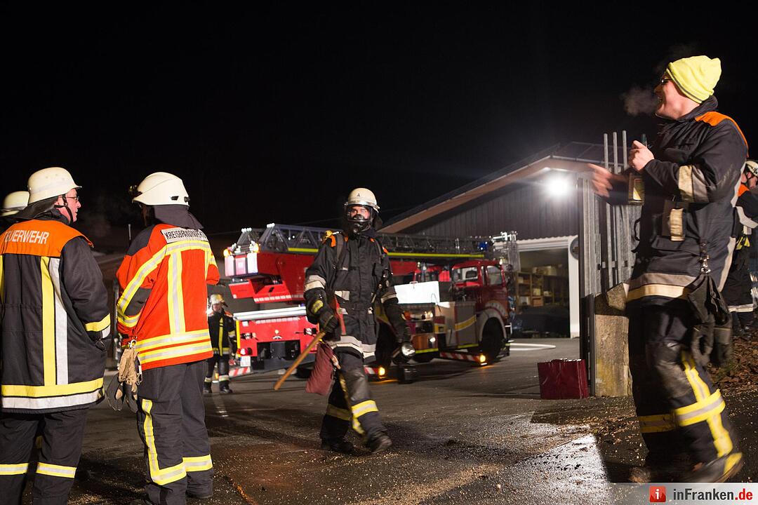 Brand eines Firmengebäuudes in Simmelsdorf