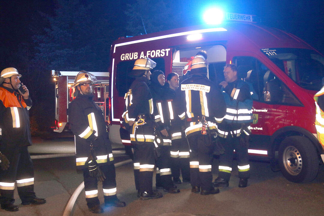 Dachstuhlbrand in Grub am Forst