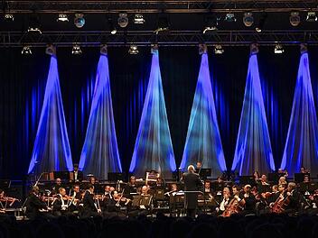 Bereits in den vergangenen Jahren haben die Hofer Symphoniker das Publikum zu Begeisterungsstürmen hingerissen.