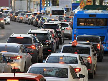 A3 bei Würzburg gesperrt: 37-Jähriger nach Schlangenlinienfahrt bewusstlos zusammengebrochen
