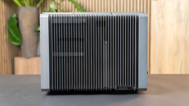 ⁠Anker SOLIX Solarbank 4 E5000 Pro