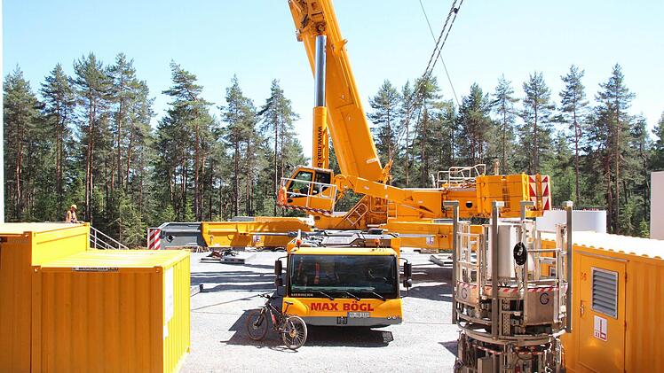 Grundgerät und Aufbau des Teleskopkrans  Foto: Friedwald Schedel