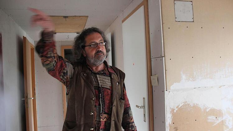 Drei Schlafzimmer sind schon fertig, doch es ist noch viel zu tun.  Foto: van