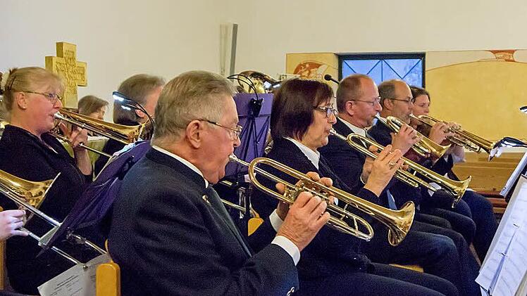 Der Posaunenchor St. Moriz gastierte in der Johanneskirche. Unter Leitung von Peter Stenglein erklangen Werke alter und neuer Meister. Foto: Albert Höchstädter