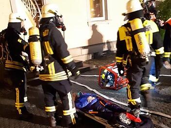 IIn Niederlauer nahmen vier Feuerwehren aus der Region an einer Feuerwehrübung teil. Manfred Mellenthin