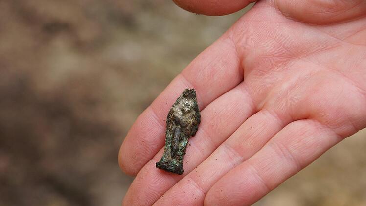Eine kleine Madonnen-FigurFoto: Arkadius Guzy