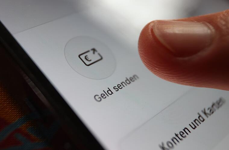 Bargeld und Girocard günstigste Zahlungsmittel für Händler