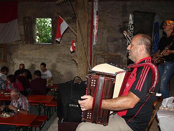 Gute Stimmung beim FCN-Fanclub am Samstag  Foto: Sonja Werner