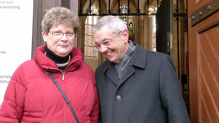 Bürgervereinsvorsitzende Gisela Bosch und Erzischof Ludwig SchickFoto: Marion KRüger-Hundrup