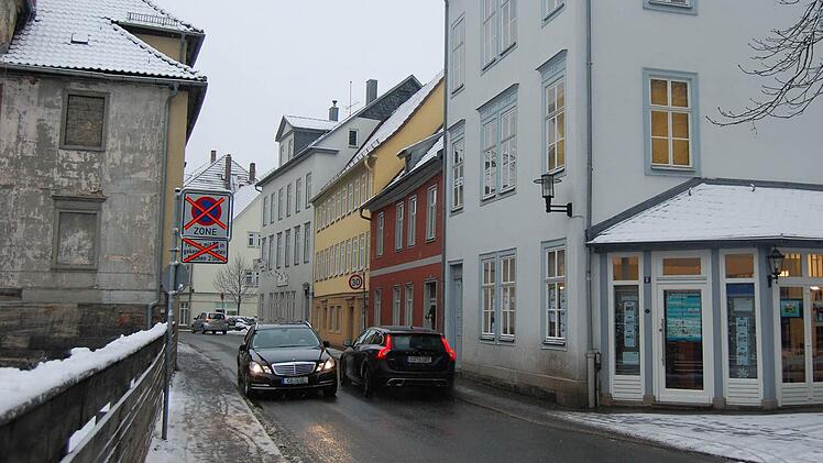 Achtung! Die Leopoldstraße ist ab sofort wieder bin beide Richtungen befahrbar. Fotos: Oliver Schmidt
