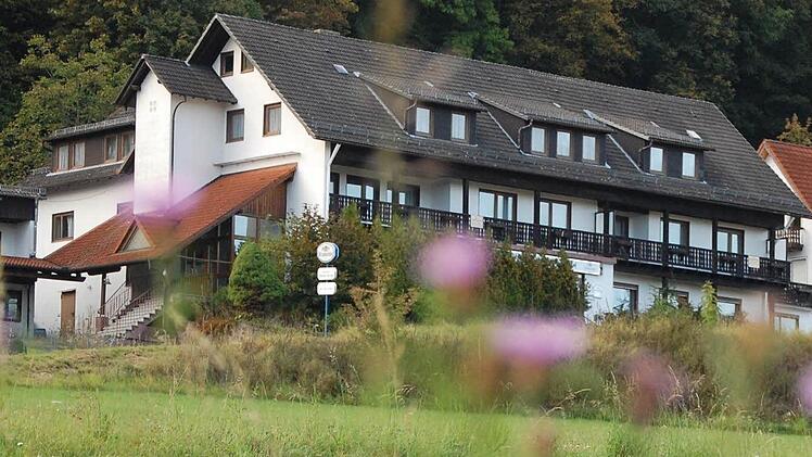 In den Gasthof Berghof in Volkers ziehen bald Asylsuchende ein. Archivfoto: Barbara Bedacht