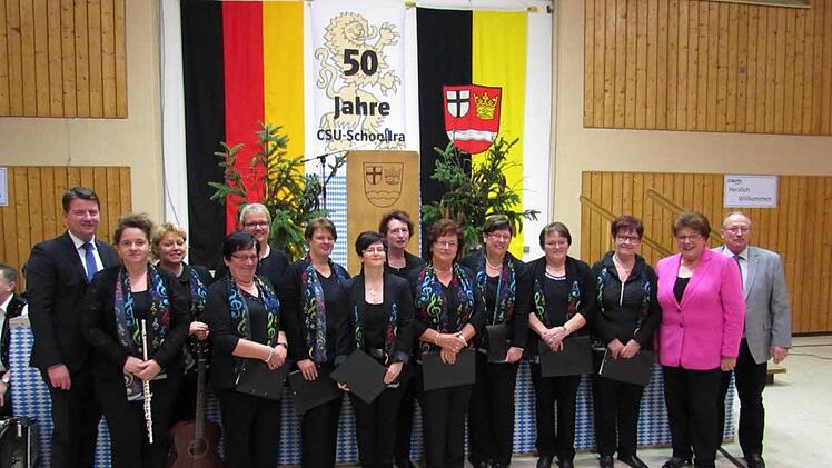 Feierlichkeit zum 50-jährigen Bestehen des CSU-Ortsverbandes Schondra Foto: Michael Belz