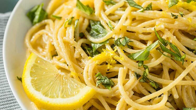 Leichte Zitronenpasta: kalorienarm & superlecker
