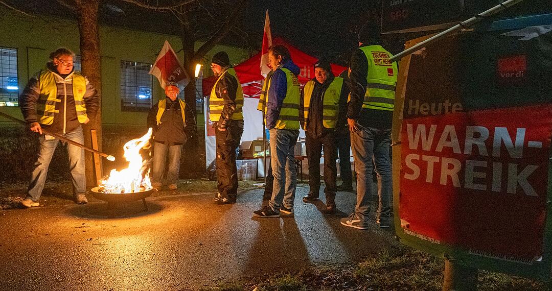 Ganzt&auml;gige Warnstreiks im &Ouml;PNV