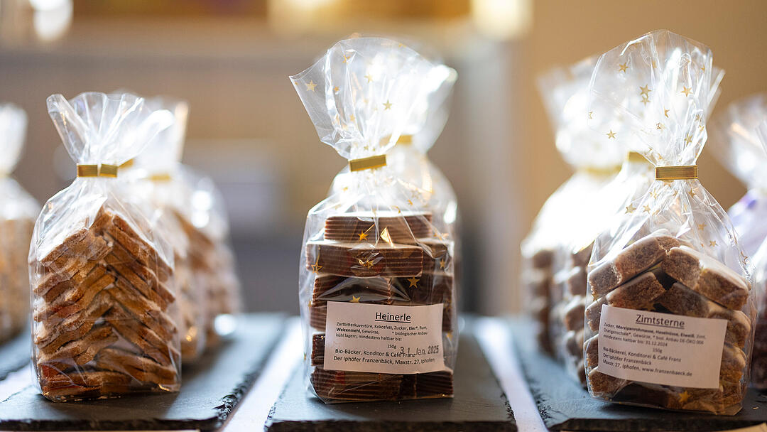 R&ouml;delsee, Traditioneller Weihnachtsmarkt rund um das Schloss