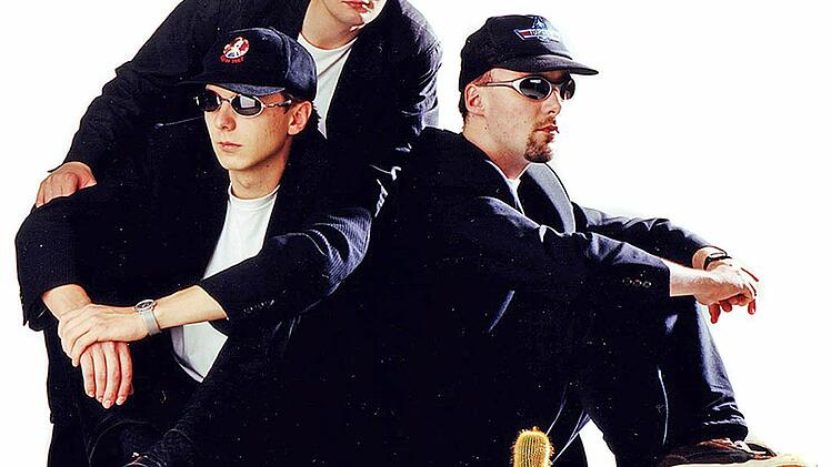 Ein Bild aus alten Zeiten: Johannes Lorentzen (hinten), Helmut Lang (links), Matthias Kaufmann (rechts) im Jahr 1996. Foto: Christian Hunger