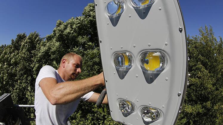 Beim FC Stöckach wurde die erste LED-Flutlichtanlage im Landkreis Forchheim errichtet. Foto: Matthias Hoch
