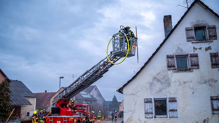 Pfofeld: Brand macht Wohnhaus unbewohnbar - "sehr erschreckend"